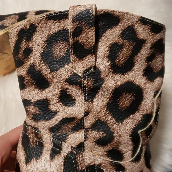 🧿Booties - Picture 3 of 4